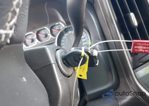 2018 Chevrolet Silverado 1500 2Lz z USA, uszkodzony, nr VIN 1GCVKSEC9JZ267875